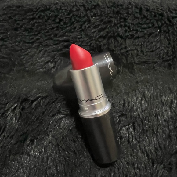 Mac Lipstick - Picture 2 of 3
